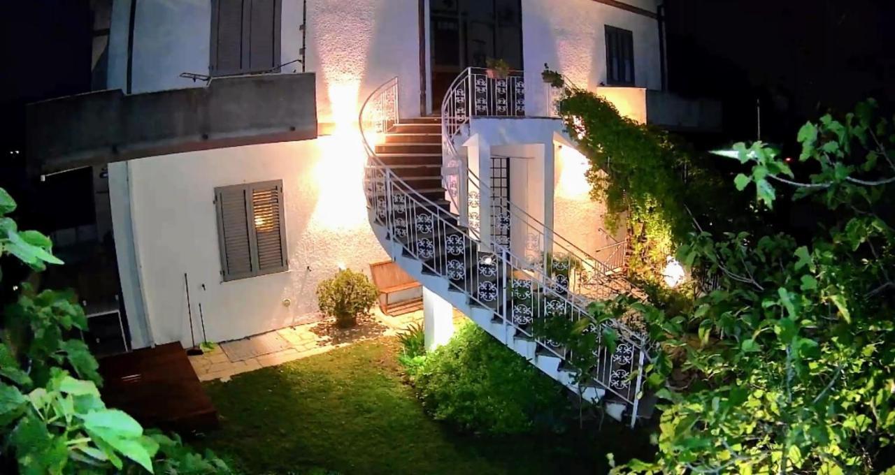 Ferienwohnung Residenza Bertolini Fosdinovo Exterior foto
